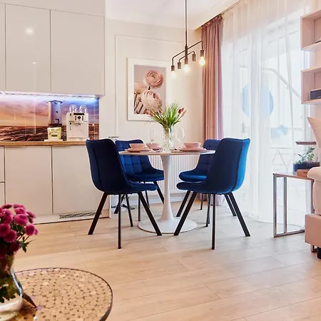 Golden Hour Apartments- Plac Slowianski 25 Svinoústí Exteriér fotografie